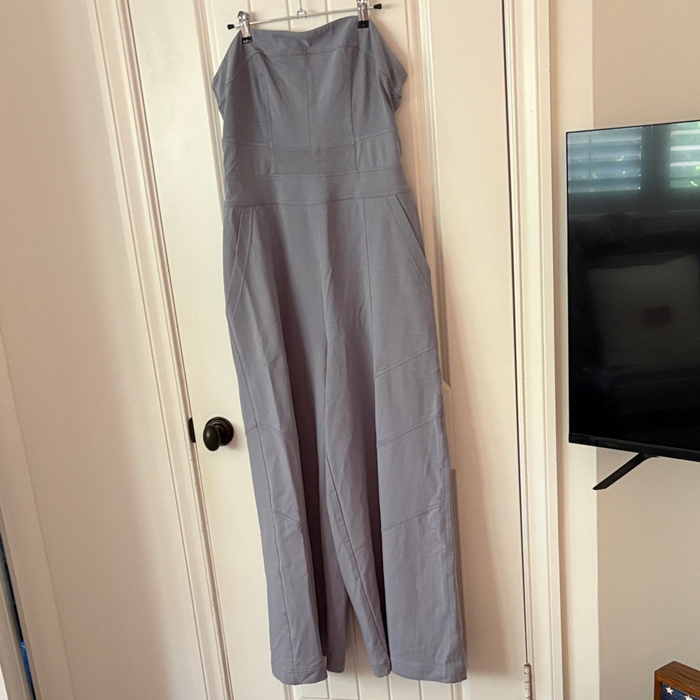 Elegant Gray Jumpsuit